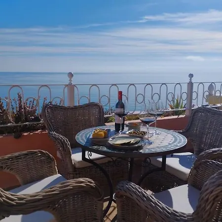 Apartment Amazing 3 Bedroom Townhouse Close To Burriana,